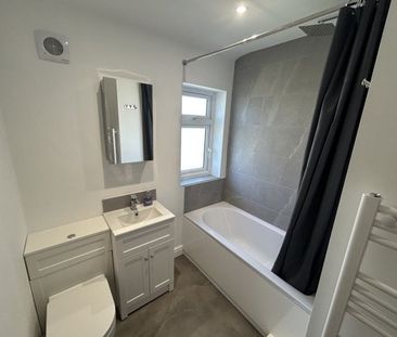 Runnells Lane, Thornton, L23 1TR - Photo 5