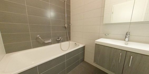 Appartement de 2.5 pièces au 4ème étage - Photo 3