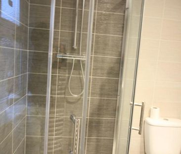 4 bedroom terraced house to rent - Photo 5