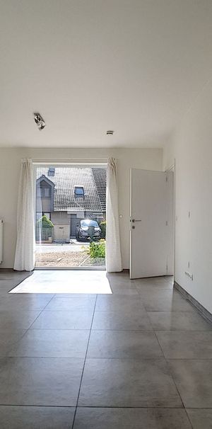 Huis te huur in Wondelgem voor € 1.400 met 4 slaapkamers - foto 1