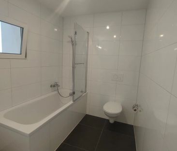 Appartement de 4.5 pièces entièrement refait à neuf au 3ème étage - Photo 4