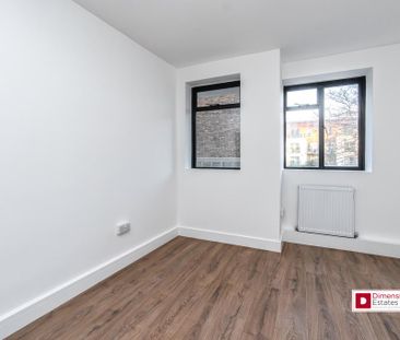 3 bedroom flat to rent - Photo 2