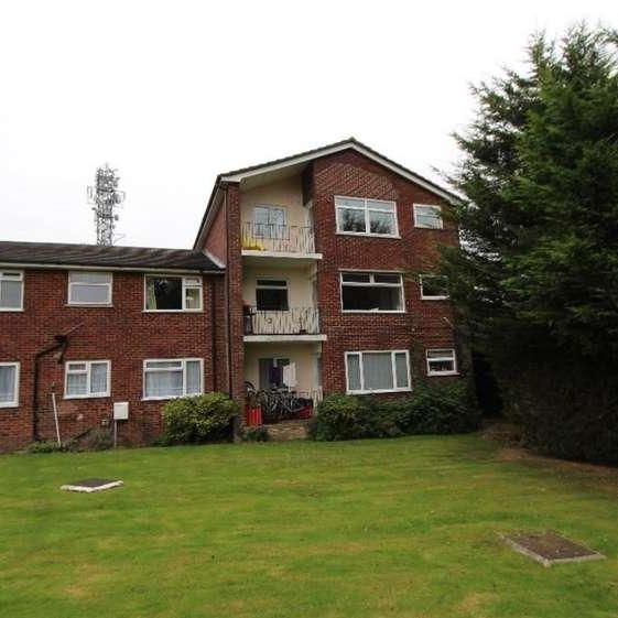 Simon Way, Southampton, SO18 - Photo 2