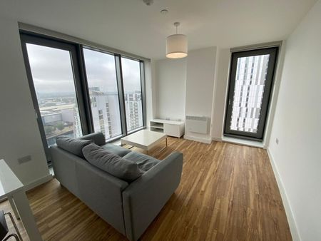 2 Bed Flat, Michigan Point Tower B, M50 - Photo 2