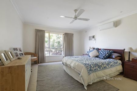 1 Catherine Road, Bentleigh East - Photo 5