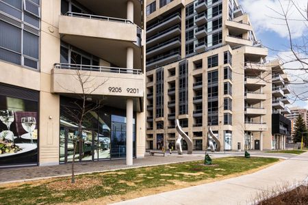 For Lease - 9201 YONGE Street, Richmond Hill, Ontario - Photo 4