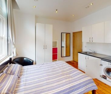 Studio to rent - Photo 2