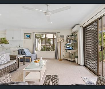 Fully Furnished Noosa Heads 2-Bedroom Unit – Coastal Living at Its ... - Photo 2