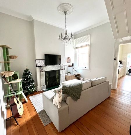 Redfern - Photo 3
