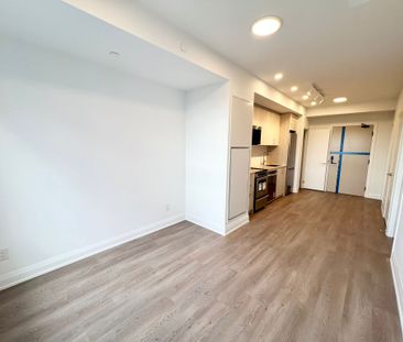 For Lease - 3250 Carding Mill Trail Unit# 402, Oakville, Ontario - Photo 4