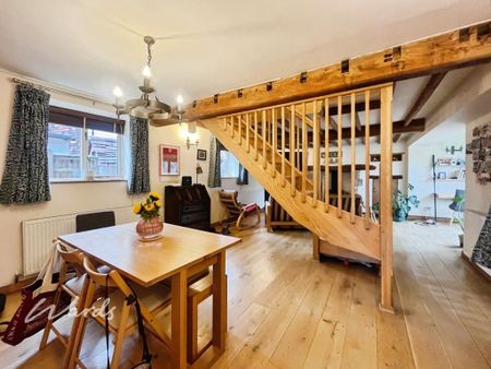 2 bedroom detached house to rent - Photo 2