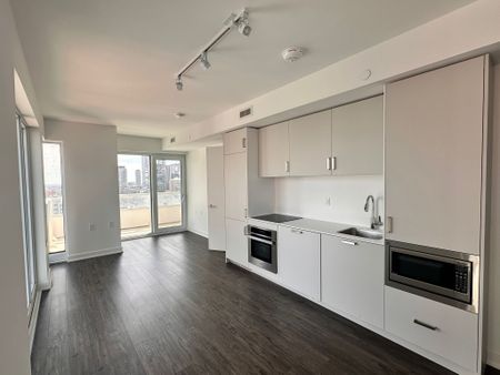For Lease - 88 Queen Street Unit# 1503, Toronto, Ontario - Photo 4