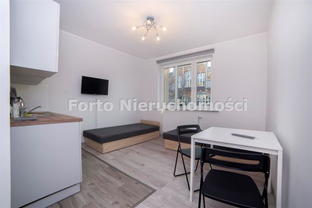 Chorzów, Centrum, Dąbrowskiego, Henryka - Photo 1