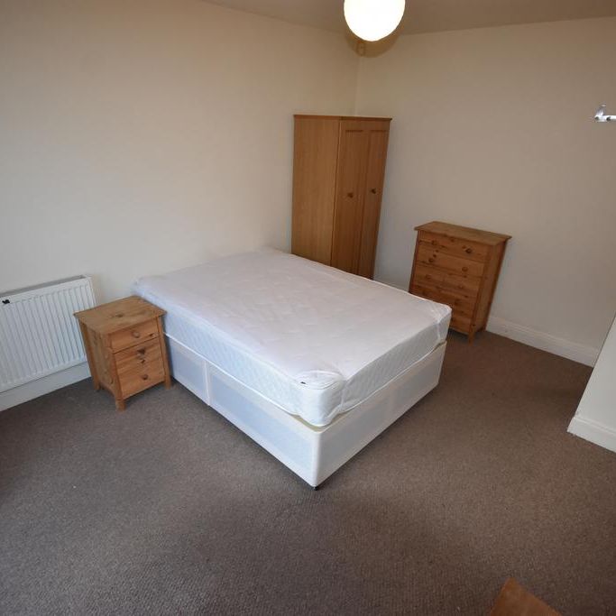 5 bedroom detached house to rent - Photo 1