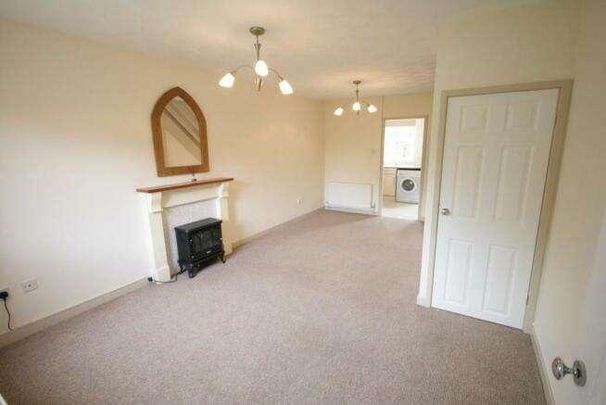 The Beeches, Nantwich, CW5 - Photo 1