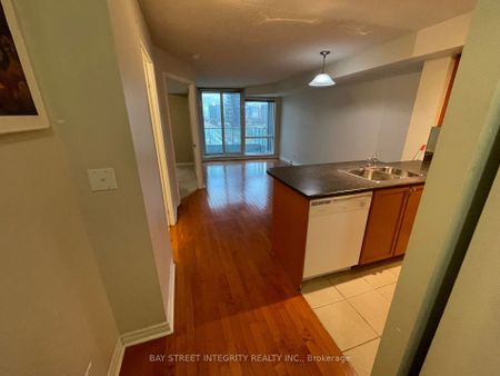 For Lease - 1 Elm Drive Unit# 1010, Mississauga, Ontario - Photo 3