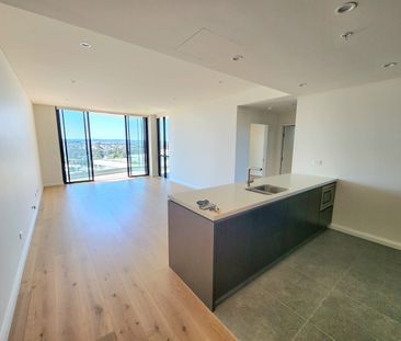 Luxury 2 Bedroom Apartment For Lease - Photo 1