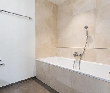 Moderne 3.5-Zimmerwohnung mit Gartensitzplatz zu vermieten - Foto 3