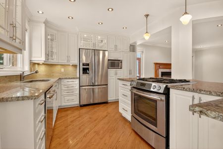 For Lease - 41 Weslock Way, Kanata, Ontario - Photo 3