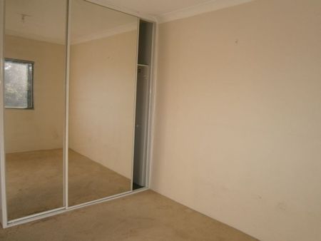 Top Floor Two Bedroom Unit - Photo 2