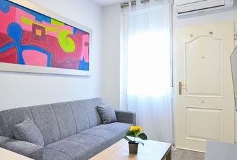 Calle de la Isla de Java, Madrid, Community of Madrid 28034