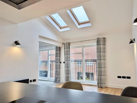 Leyburn House, Del Pyke, York - Photo 3