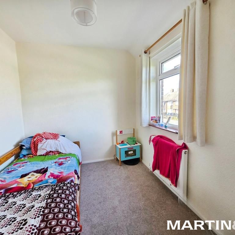 3 bedroom semi-detached house to rent - Photo 1