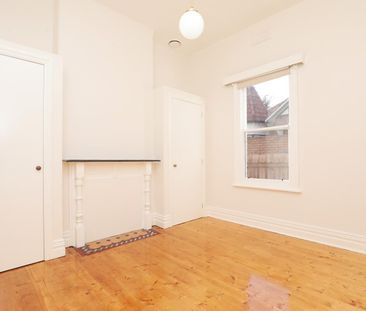 2/15 Charlotte Place, St Kilda VIC 3182 - Photo 5