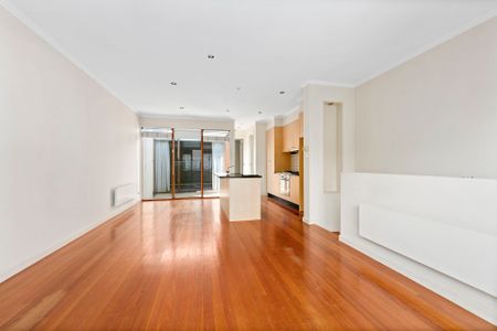 22A Percy Street, - Photo 3