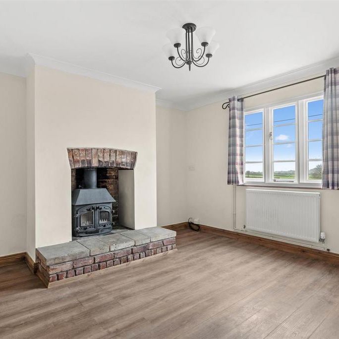 2 bedroom semi-detached house to rent - Photo 1