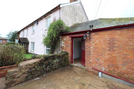 1 bedroom terraced house to rent - Photo 2