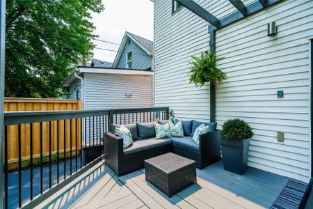 For Lease - 27 Coleridge Avenue, Toronto, Ontario - Photo 4