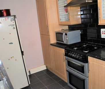 2 bedroom maisonette to rent - Photo 1