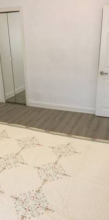 Furnished main floor Room within 6 min walking distant to Finch Subway - Photo 1