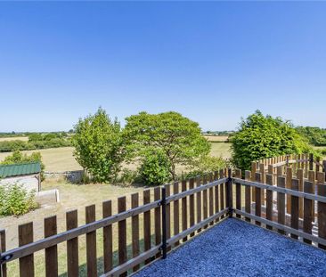 3 bedroom detached house to rent - Photo 3