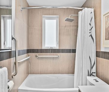 For Lease - 27 Stock Avenue Unit# Upper, Toronto, Ontario - Photo 4