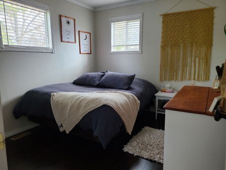 Steeves House - Photo 4