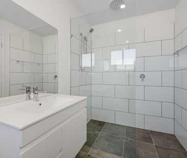 Newly Built Townhouse / Close To Public Transport - Photo 4