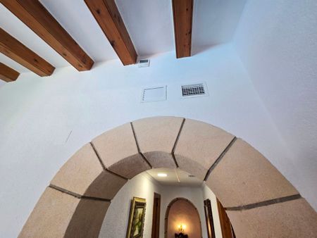 WIDE ESTATE FOR RENT IN TEULADA FOR LONG TERM - Photo 4