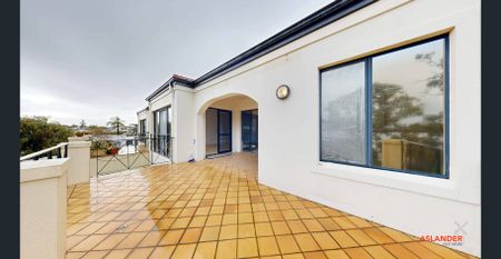 VIEW TO DIE FOR - Photo 3