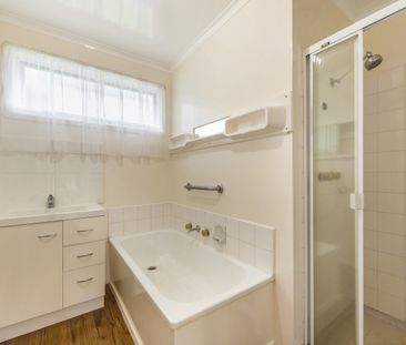 A Bright & Inviting Unit - Photo 3