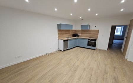 Location Appartement P3 Avec grand balcon rénové(e) Pont-de-veyle - Photo 3