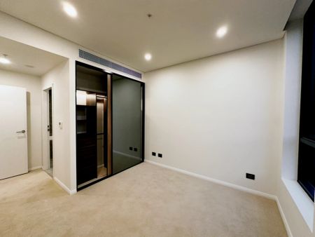 3 bed 2 bath-master room - Photo 2