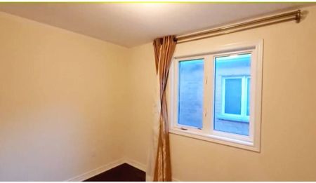 For Lease - 100 Rougeview Park Crescent, Markham, Ontario - Photo 4