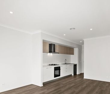 Home Designed with Comfort and Style! - Photo 6
