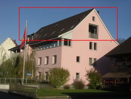 Grosszügige 4 1/2 Zi-Dachgeschoss-Maisonette-Wohnung - Photo 4