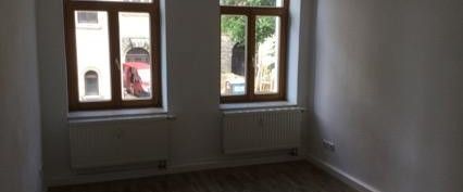 Zwei Zimmer-EBK-Balkon am Karl-Heine- Kanal! - Photo 1