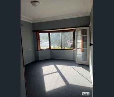 Single Level Home on a Generous Block - Photo 6