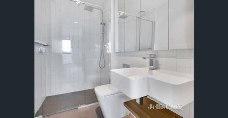 In the Centre of Bundoora - Photo 3