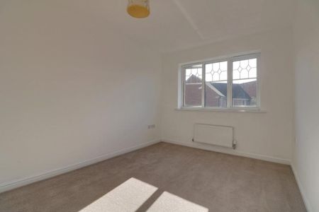 6 bedroom detached house to rent - Photo 5